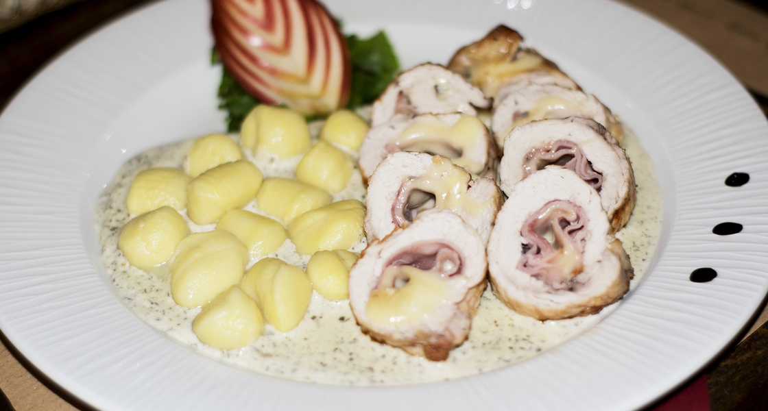 Punjena puretina u umaku od tartufa